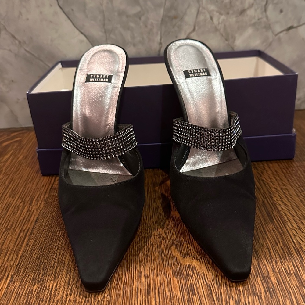 STUART WEITZMAN RHINESTONE STRAP